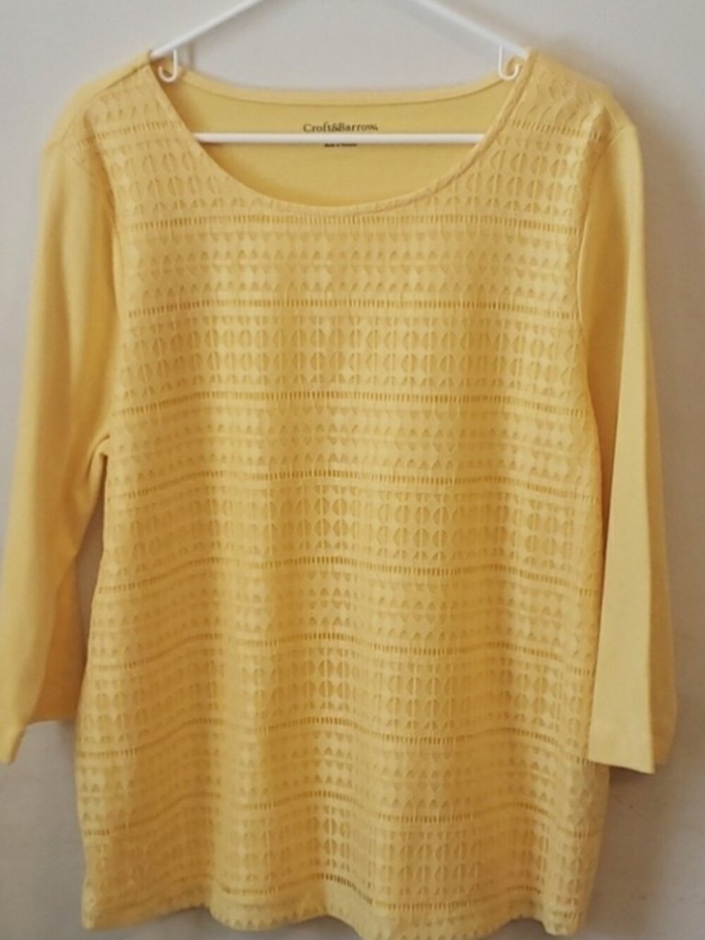 Yellow top - Picture 1 of 2